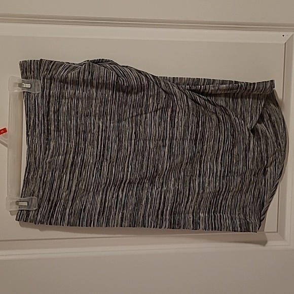 3/$27 Temperance heathered knit skirt - Picture 1 of 4